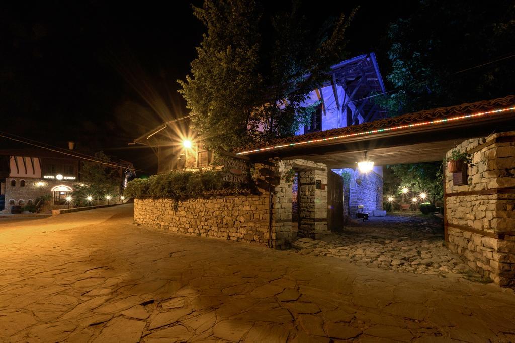 Hotel Izvora 2 Arbanasi Exterior photo